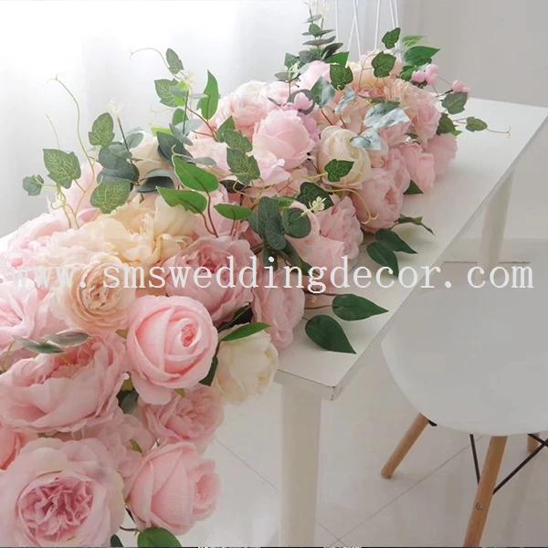 Pink Floral Table Runner Pink Floral Table Runner