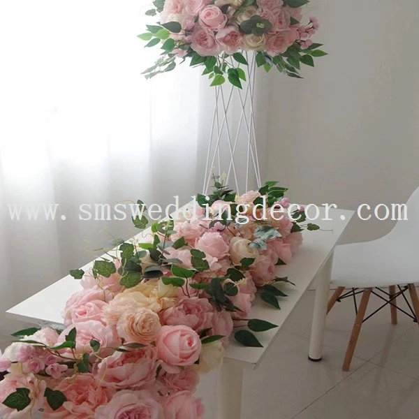 Pink Floral Table Runner Pink Floral Table Runner