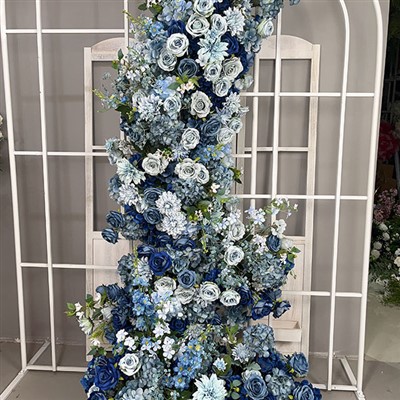 Modrý svadobný oblúk hortenzie